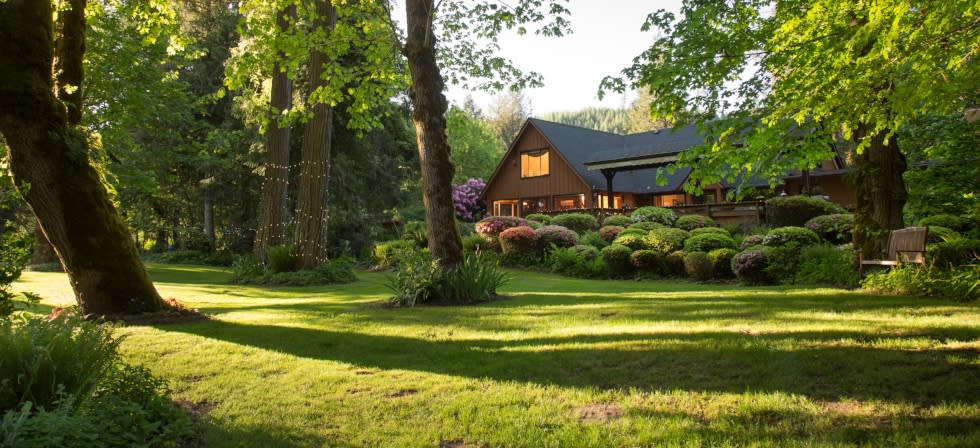 Lodges, Cabins & Retreats | Eugene, Cascades & Oregon Coast
