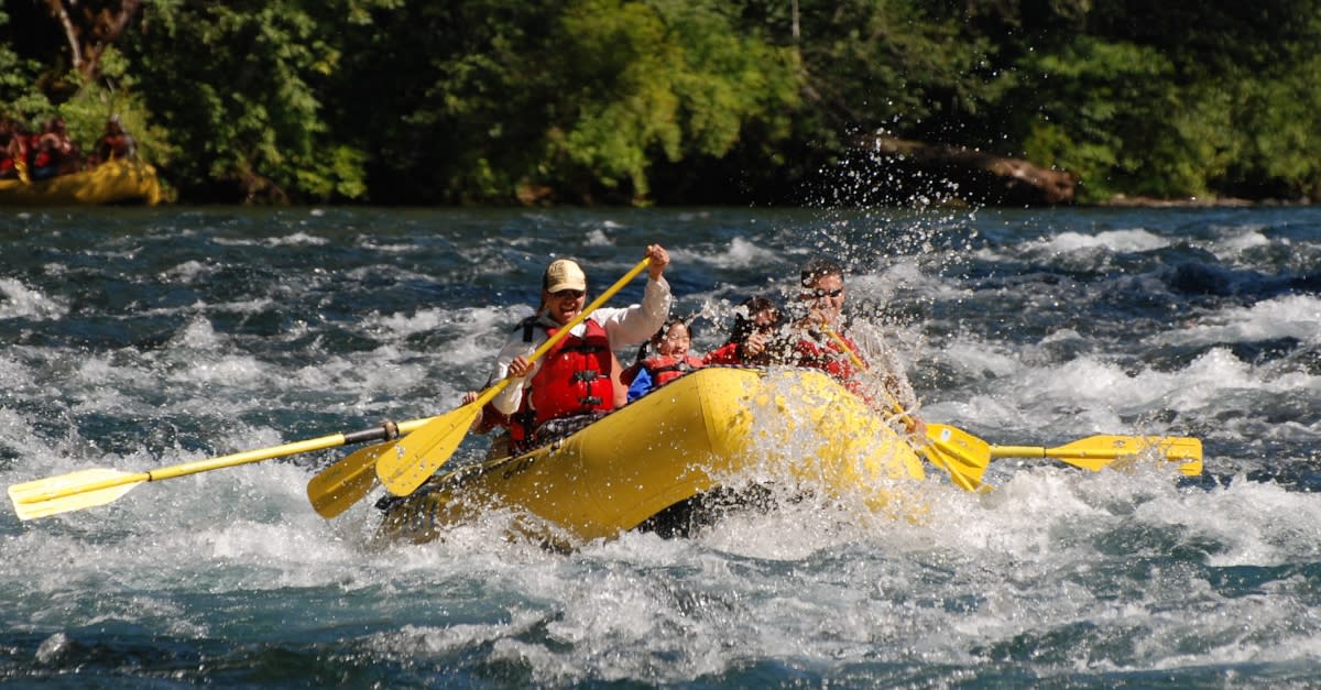 River Rafting Guides | Eugene, Cascades & Oregon Coast