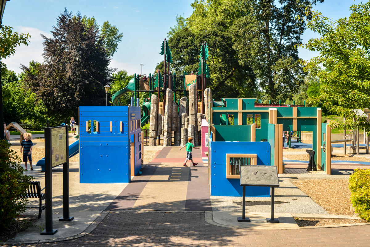 Playgrounds & Play Areas | Eugene, Cascades & Oregon Coast