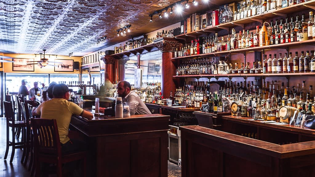 Bourbons distilleries and Bourbon tours of the Bluegrass Lexington