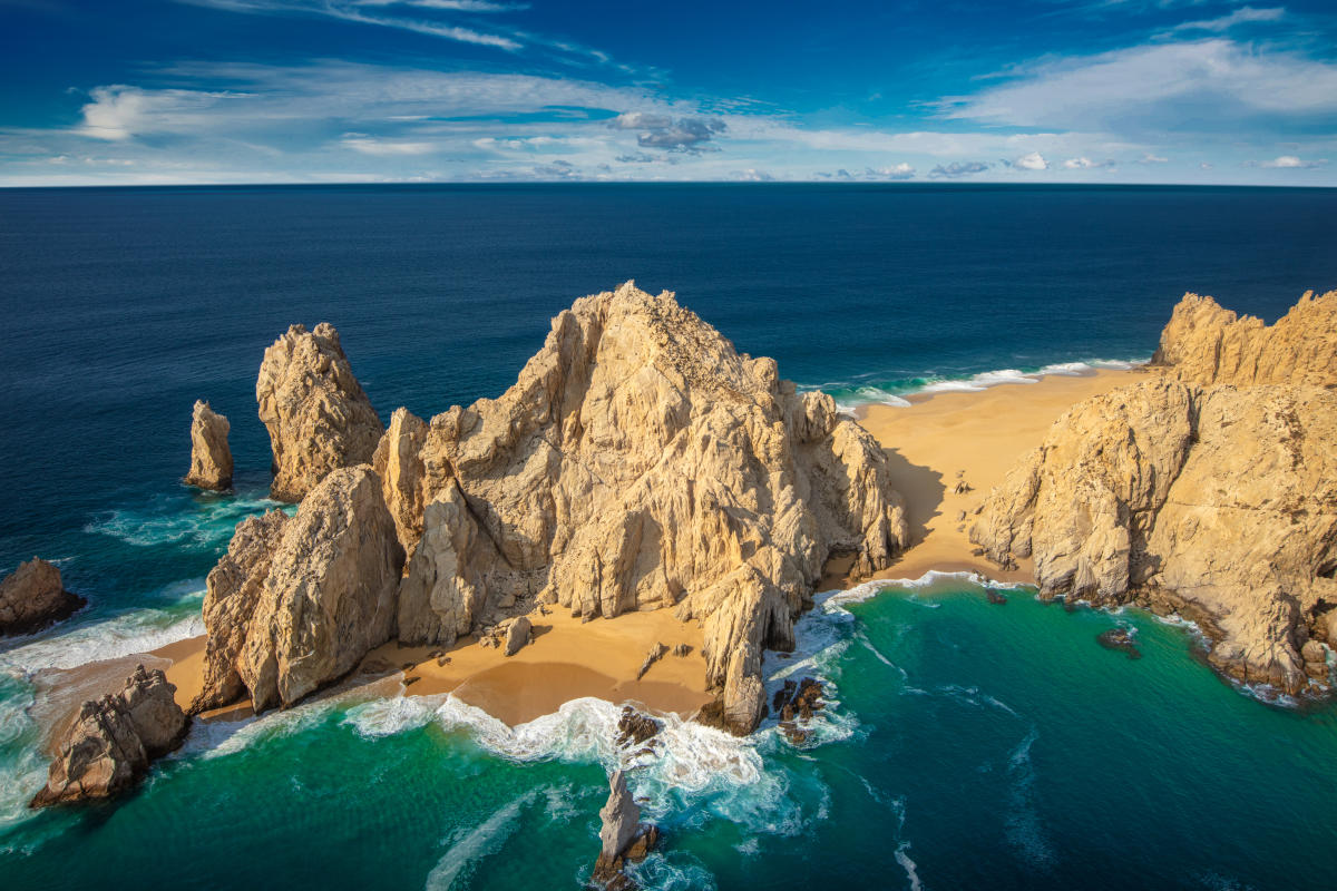 Resorts with swimmable beaches in cabo