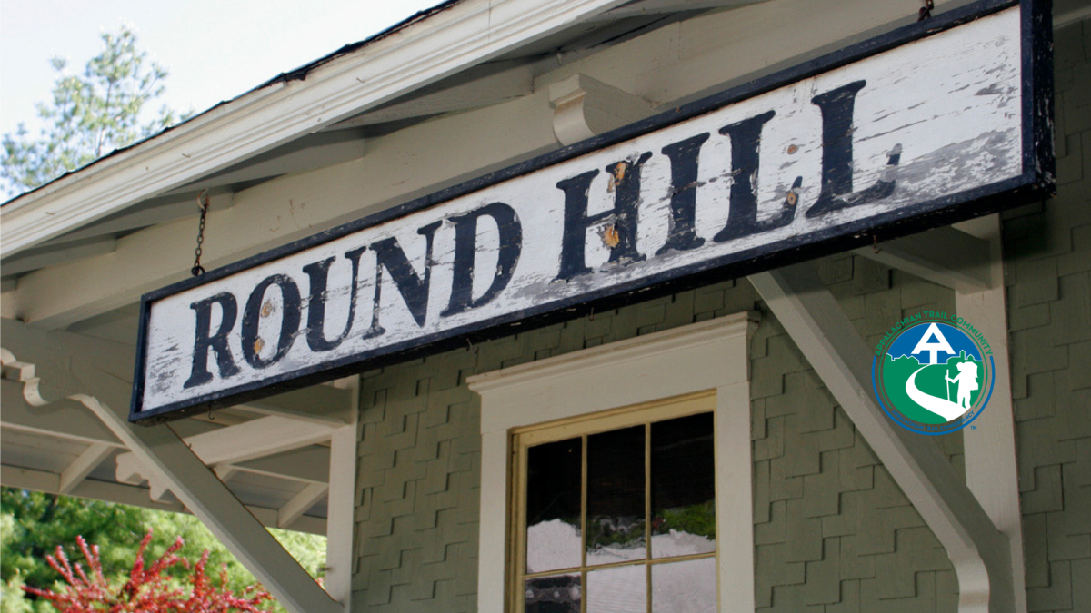 Hiking The A.T. & Virginia's Blue Ridge Round Hill, Virginia