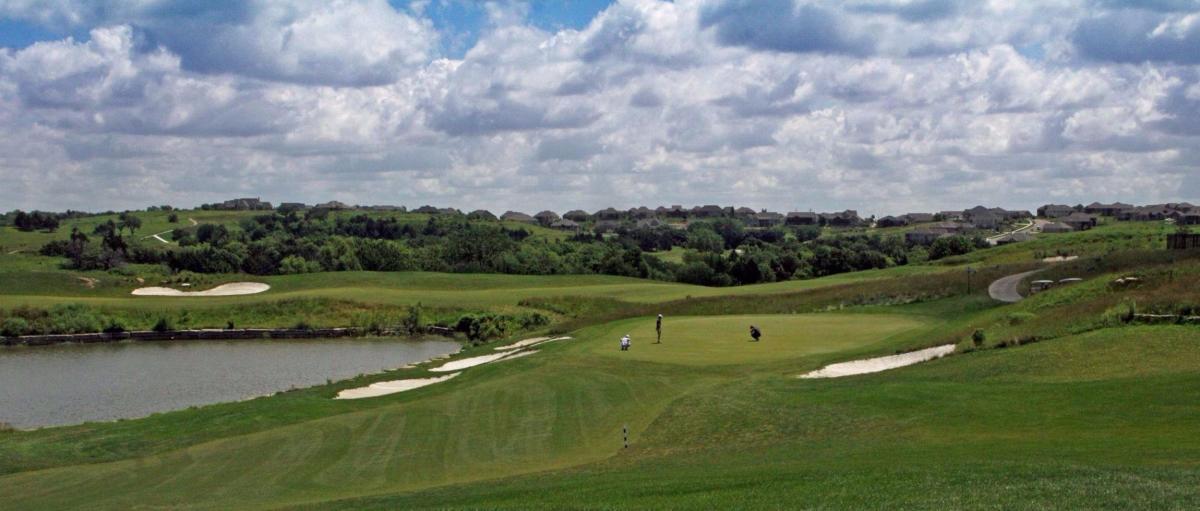 Golf Manhattan Convention & Visitors Bureau