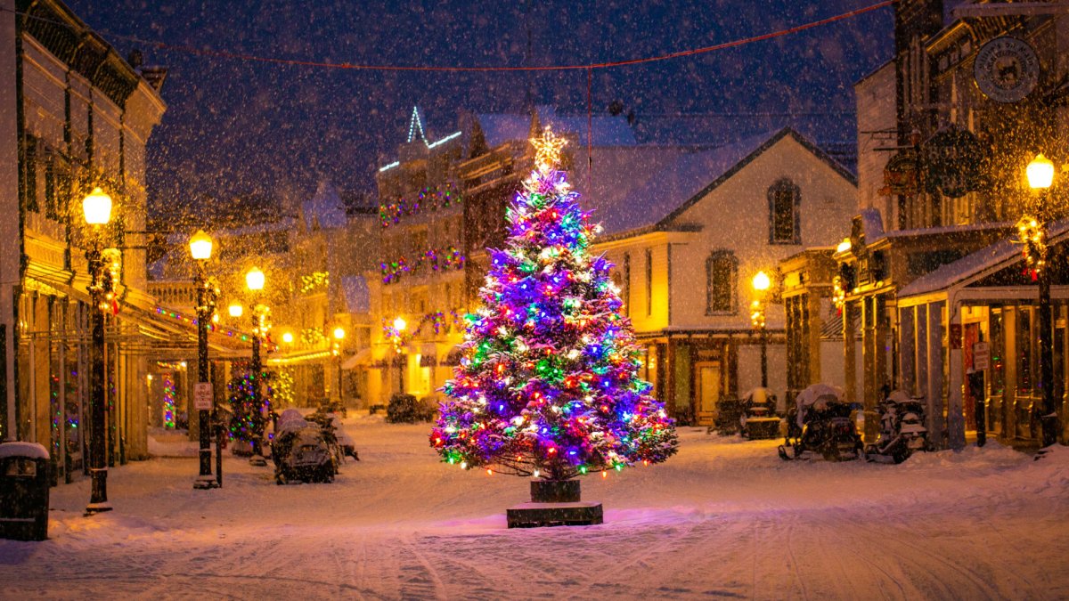 Check out our Holiday events | Upper Peninsula
