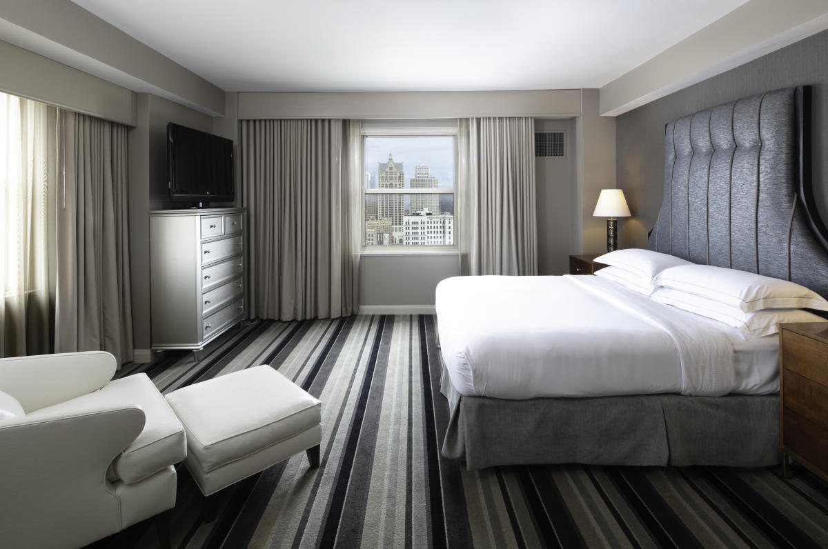 Hotel room clearance
