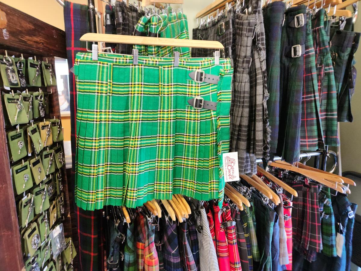 Kilt outlet top