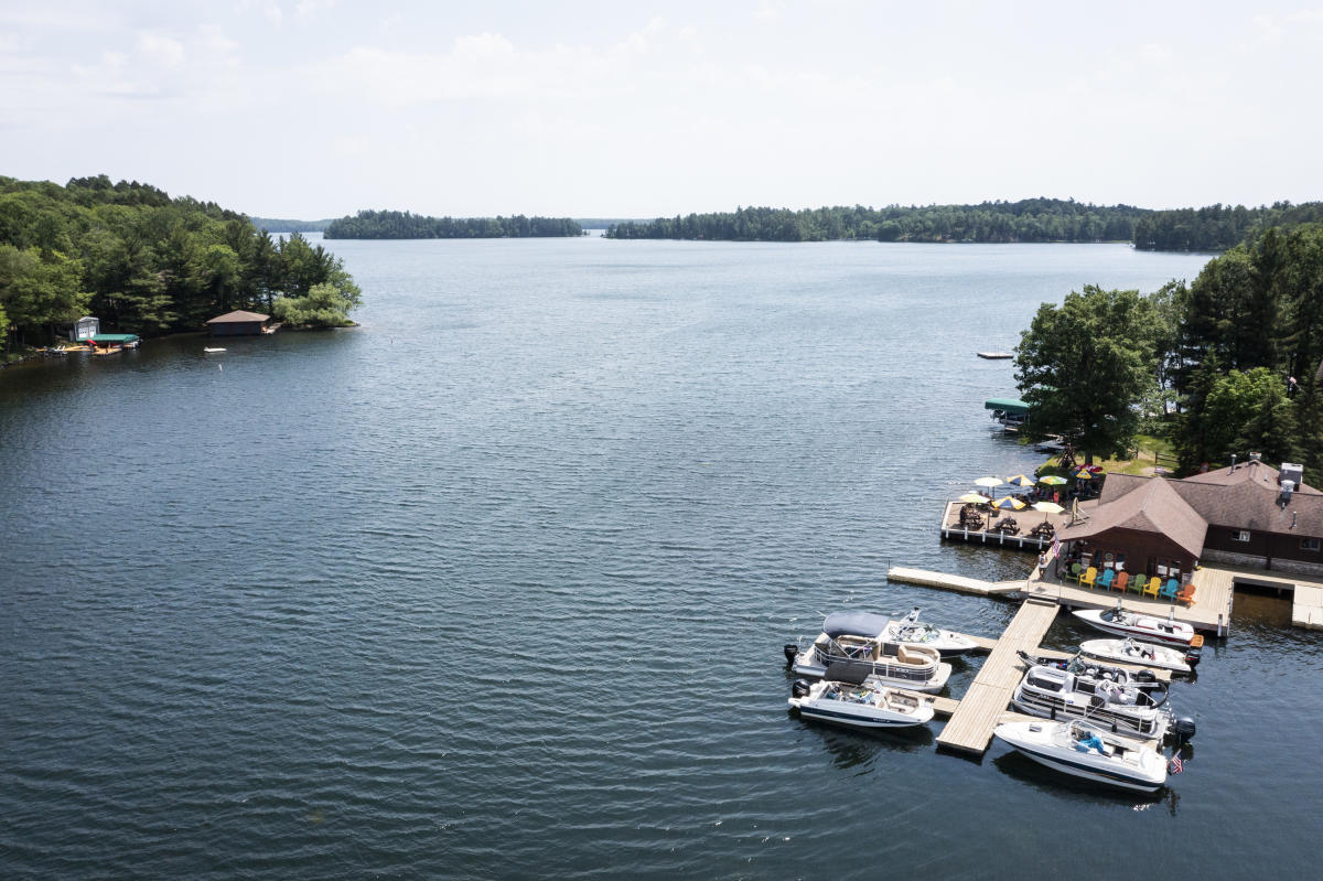 Guide to Minocqua Chain of Lakes  Rentals & Things to Do