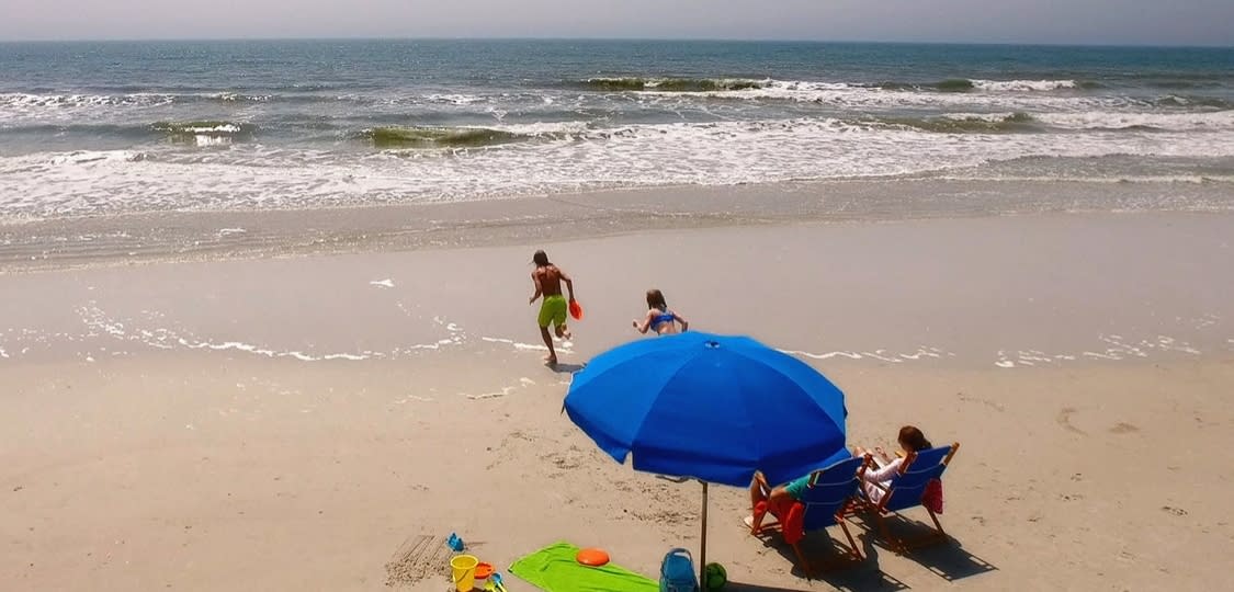 How To Pack The Perfect Beach Picnic Visit Myrtle Beach Sc Huntington is a usa today, wall street journal, and amazon bestselling romance author. how to pack the perfect beach picnic