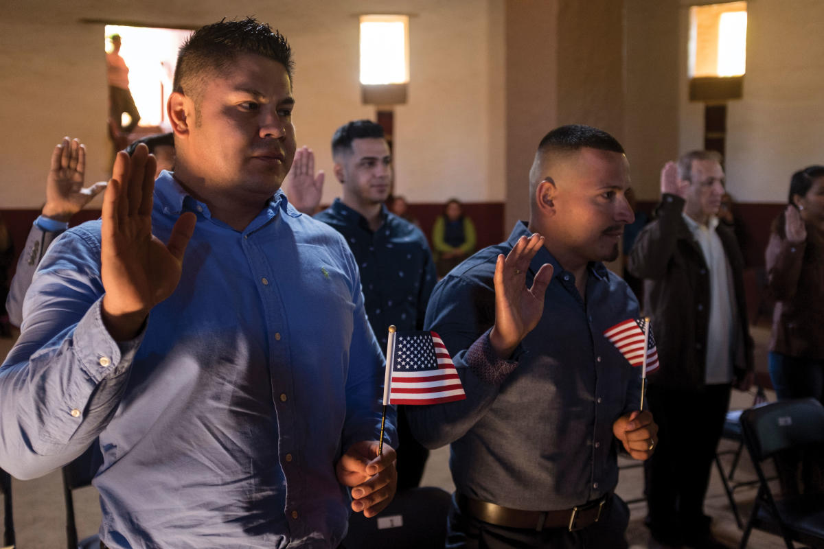 citizenship ceremony pictures