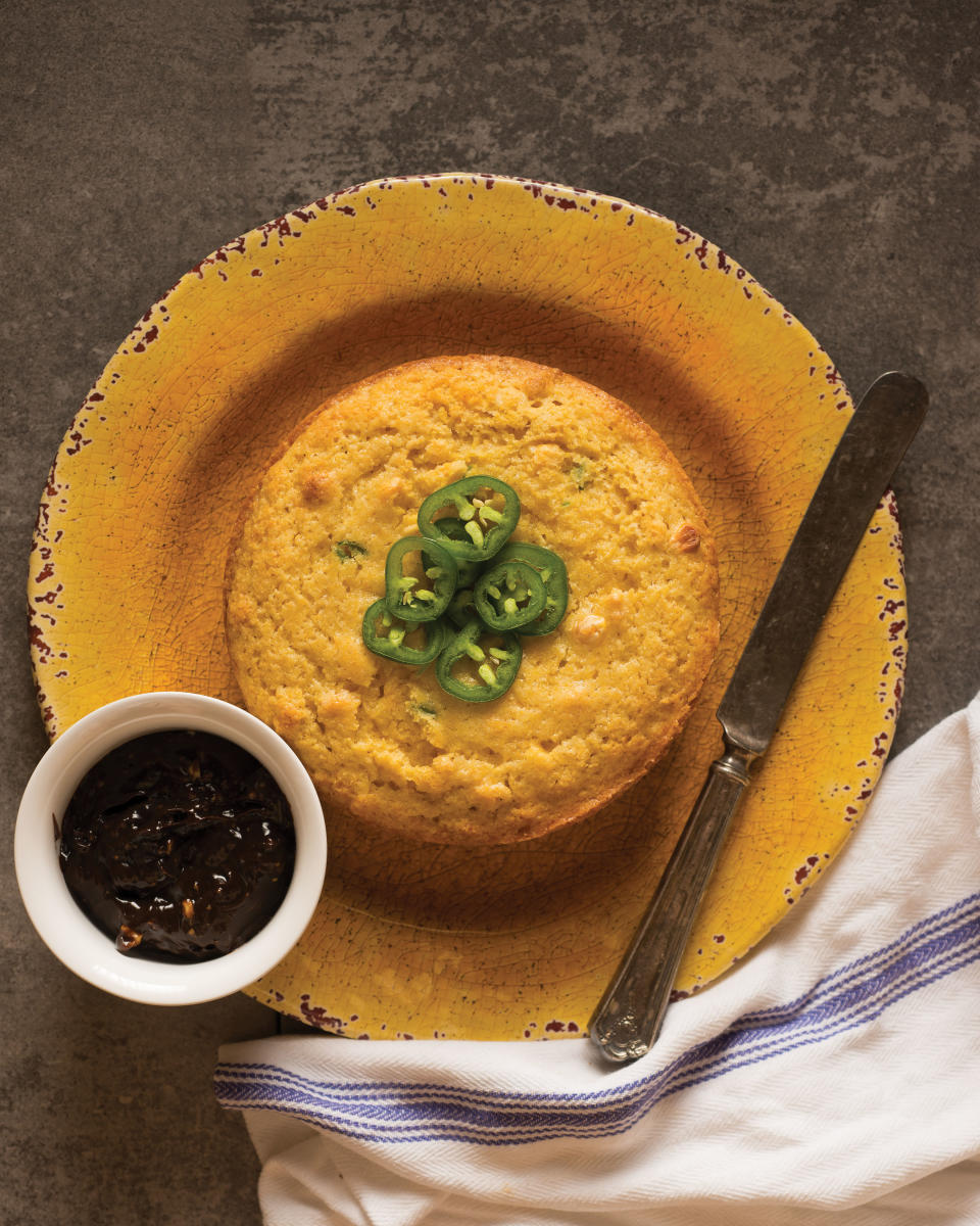 Recipe Jalapeño Cornbread with Butter