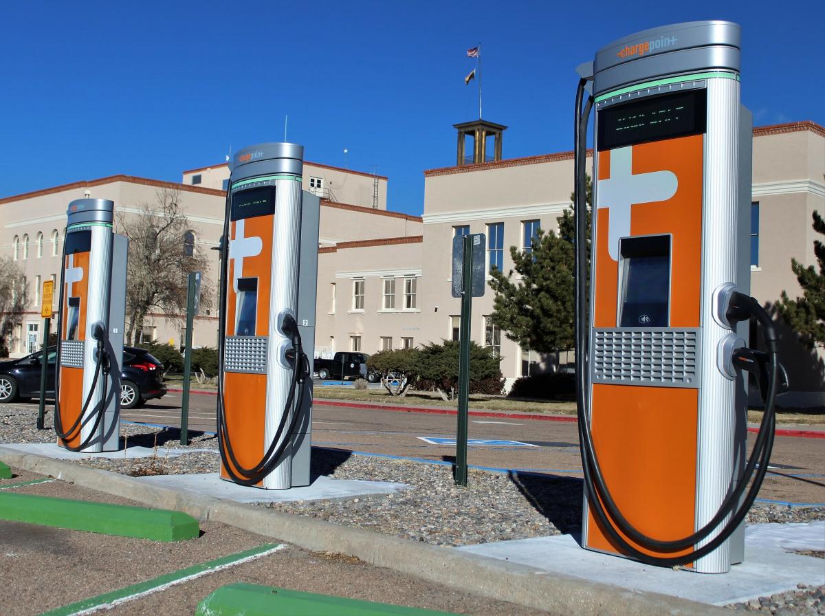Find Electric Vehicle Charging Stations in New Mexico