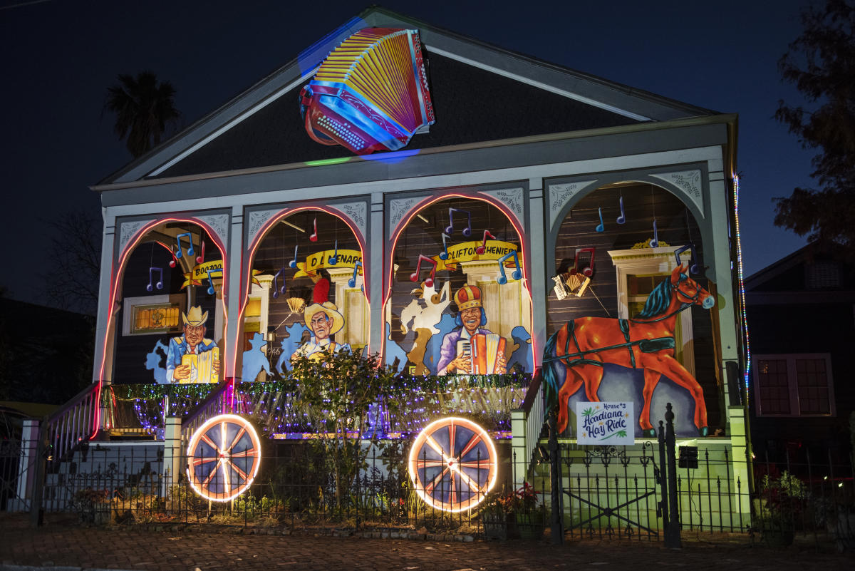 New Orleans Yardi Gras Houses New Orleans Yardi Gras Houses