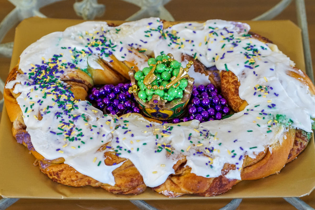 Easy King Cake Recipe - The Perfect Treat For Mardi Gras Season
