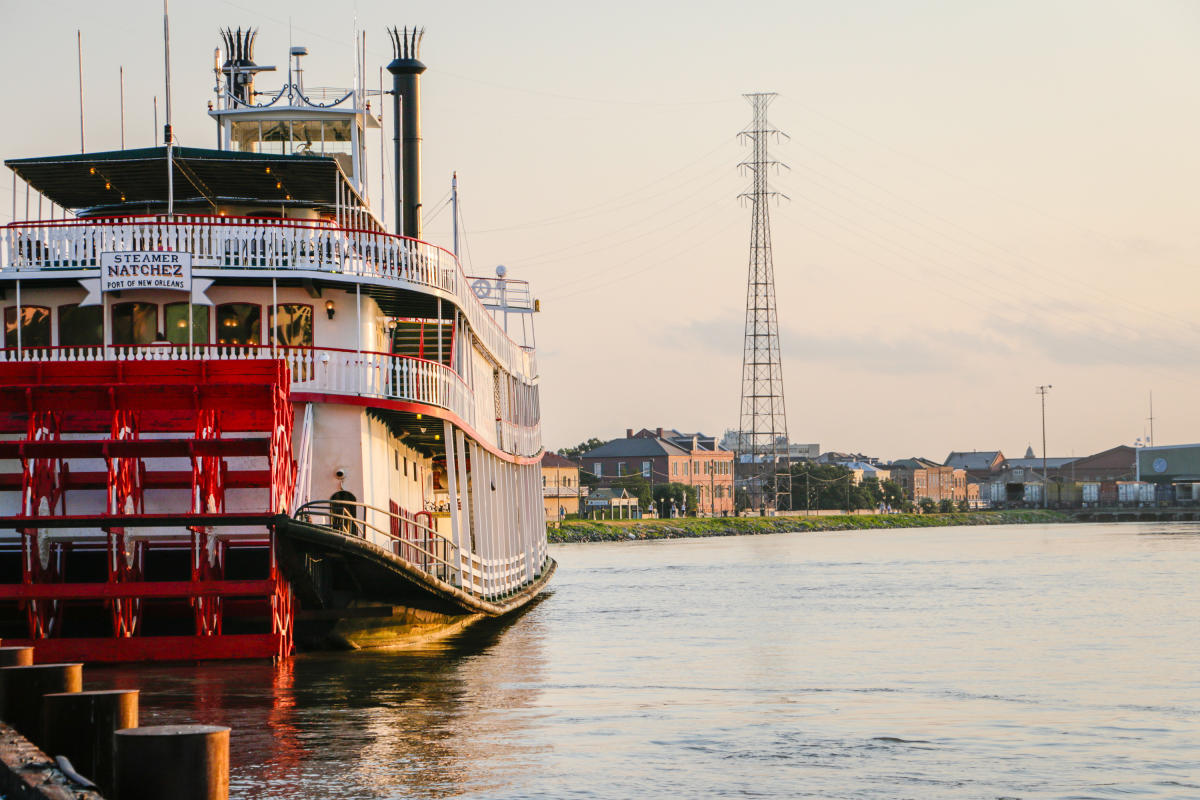 battle of new orleans riverboat tour