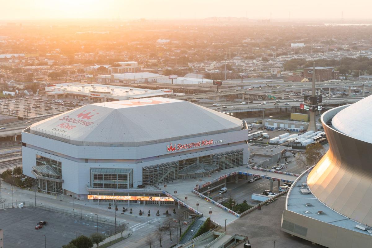 Things to Do Near the Smoothie King Center & Caesar's Superdome New