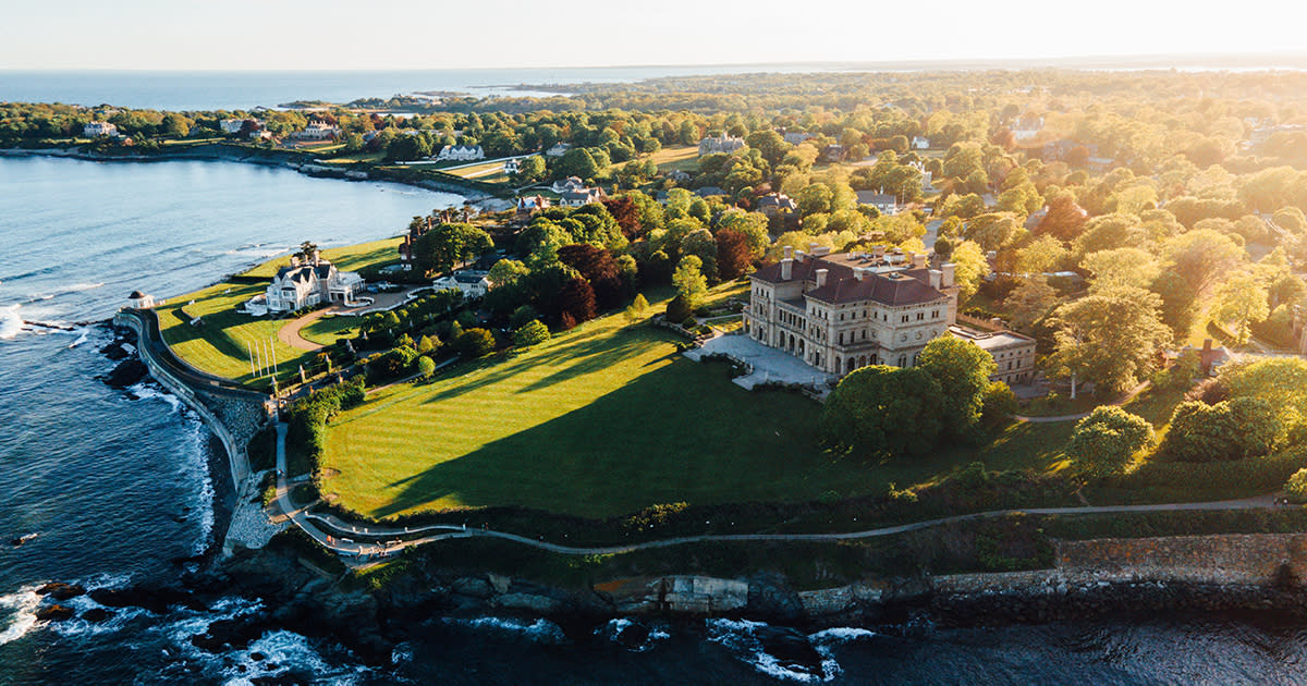 Newport RI Hotels, Things to Do, Events, Dining & Vacation Guide