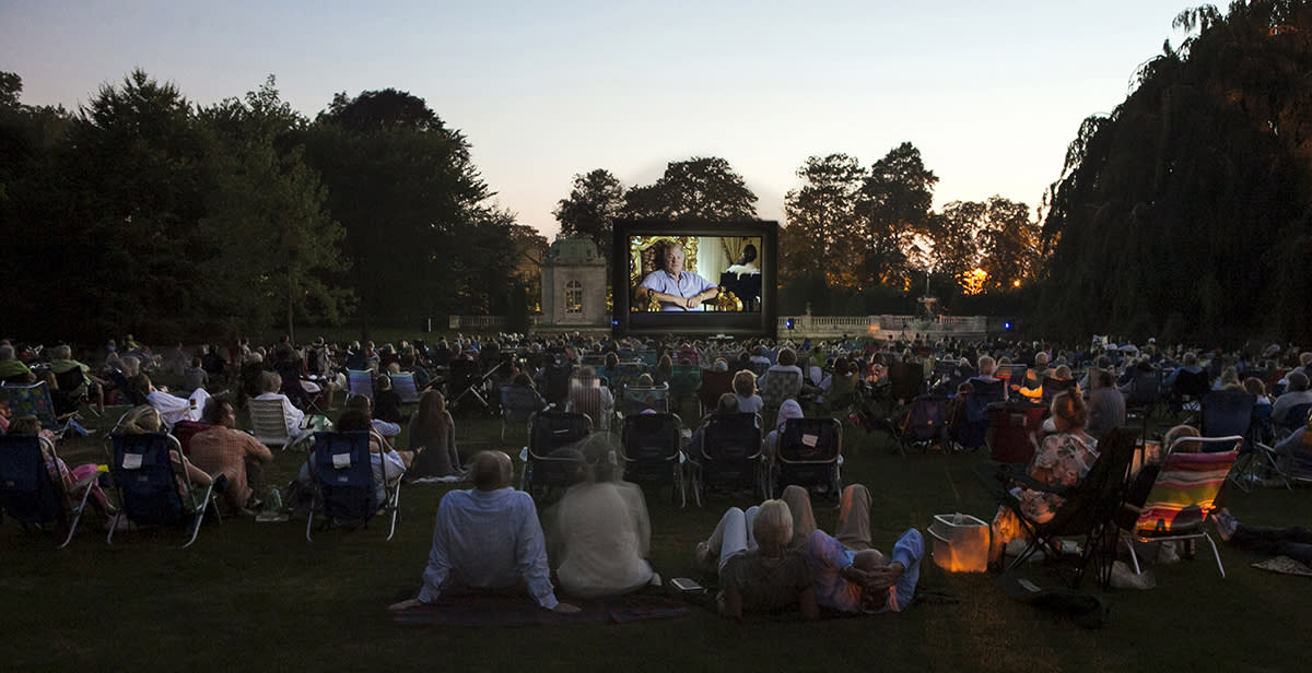 Outdoor Movies in Newport RI | Discover Newport, Rhode Island