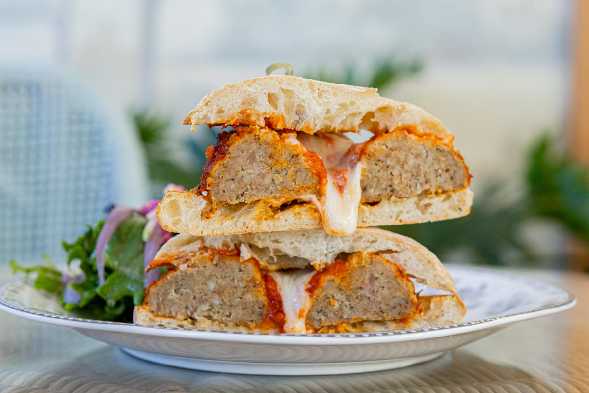 The Plot Twist | Carriage House at The Elms | Newport Burger