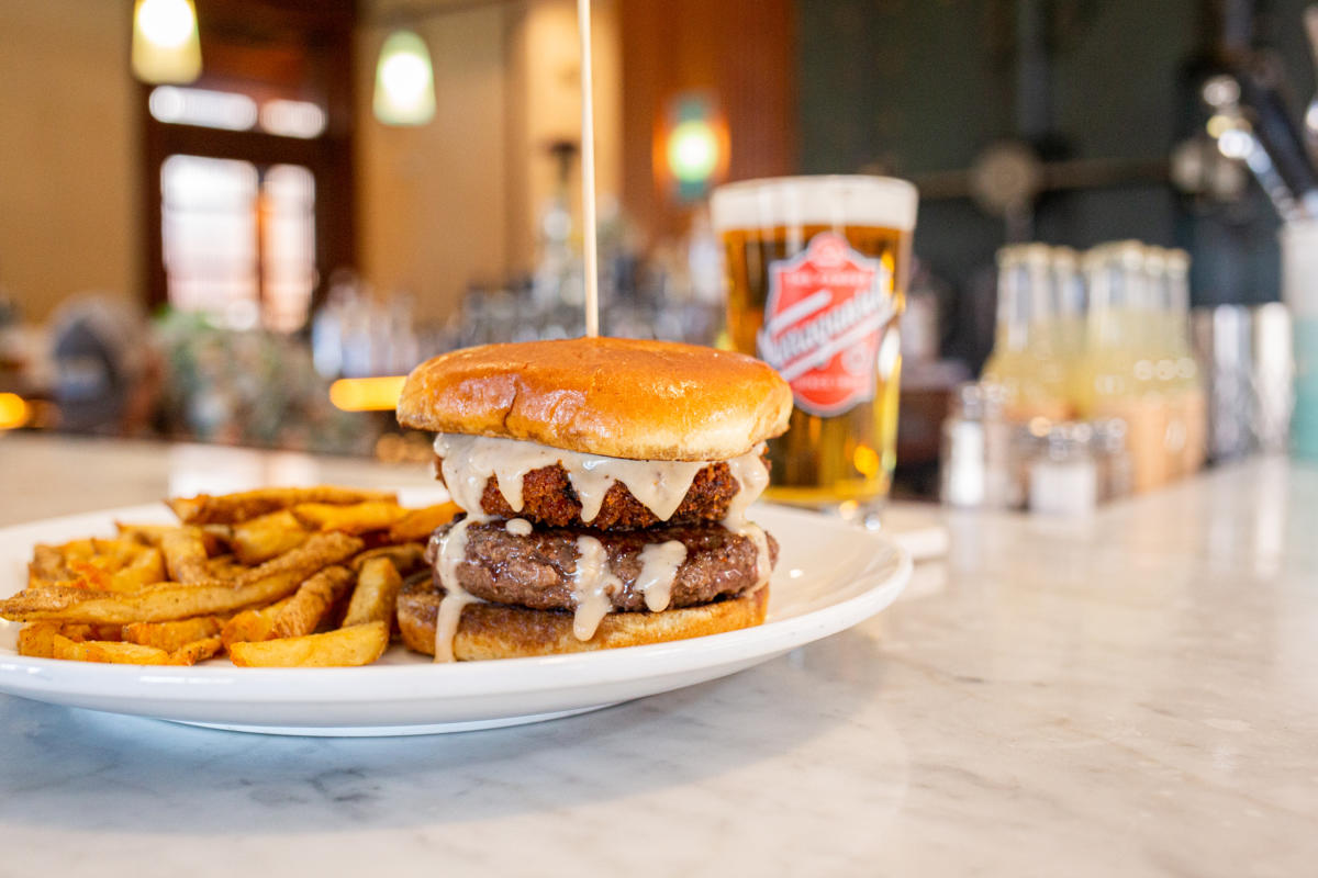 Mac N’ Cheese Burger Bar and Board Newport Burger Bender 2023