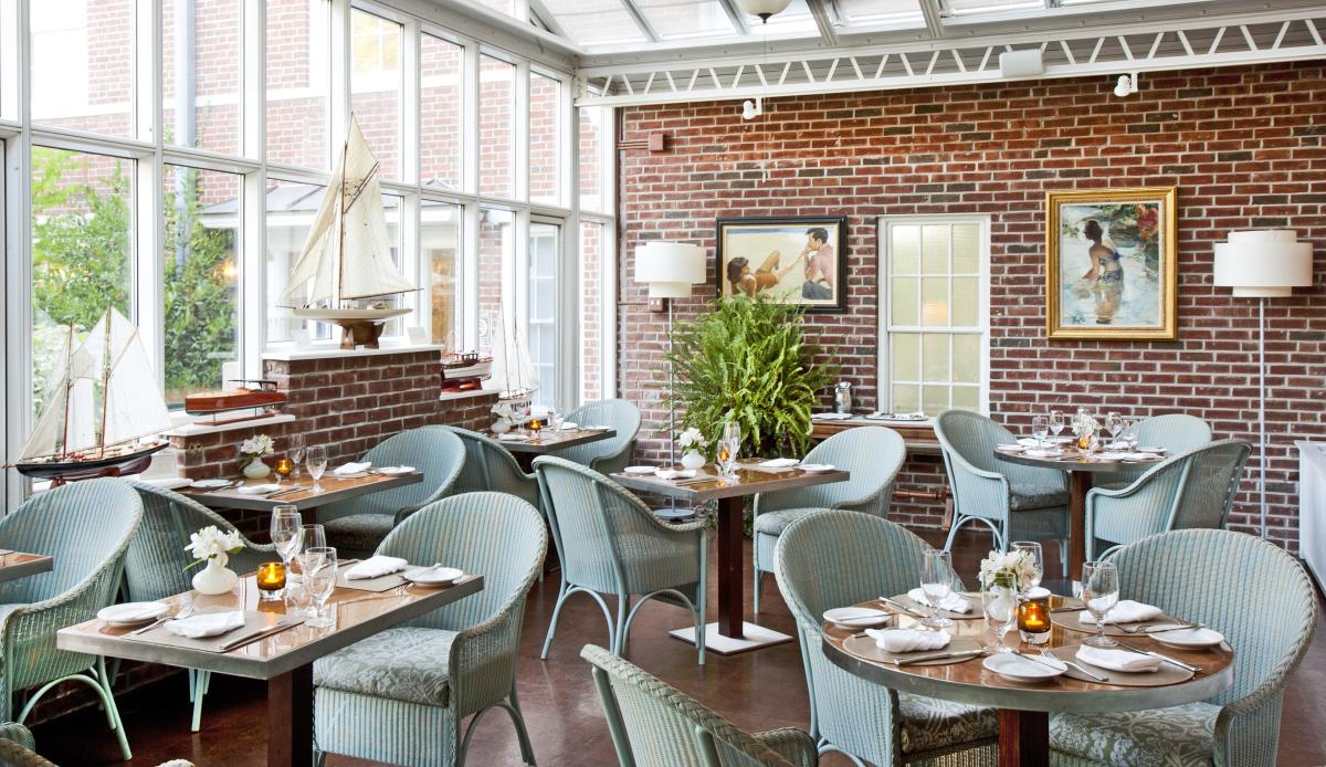 Best Brunch in Newport | Sunday Breakfast & Lunch Spots