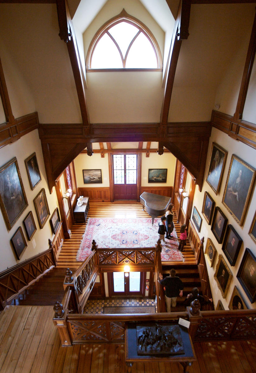 Newport Art Museum Welcomes Curator Of Decorative Arts And