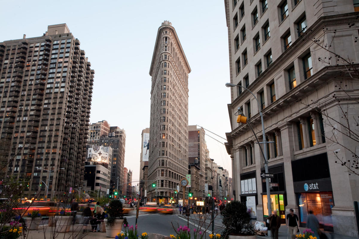 NYC & COMPANY INVITES VISITORS AND LOCALS TO EXPERIENCE THE FLATIRON