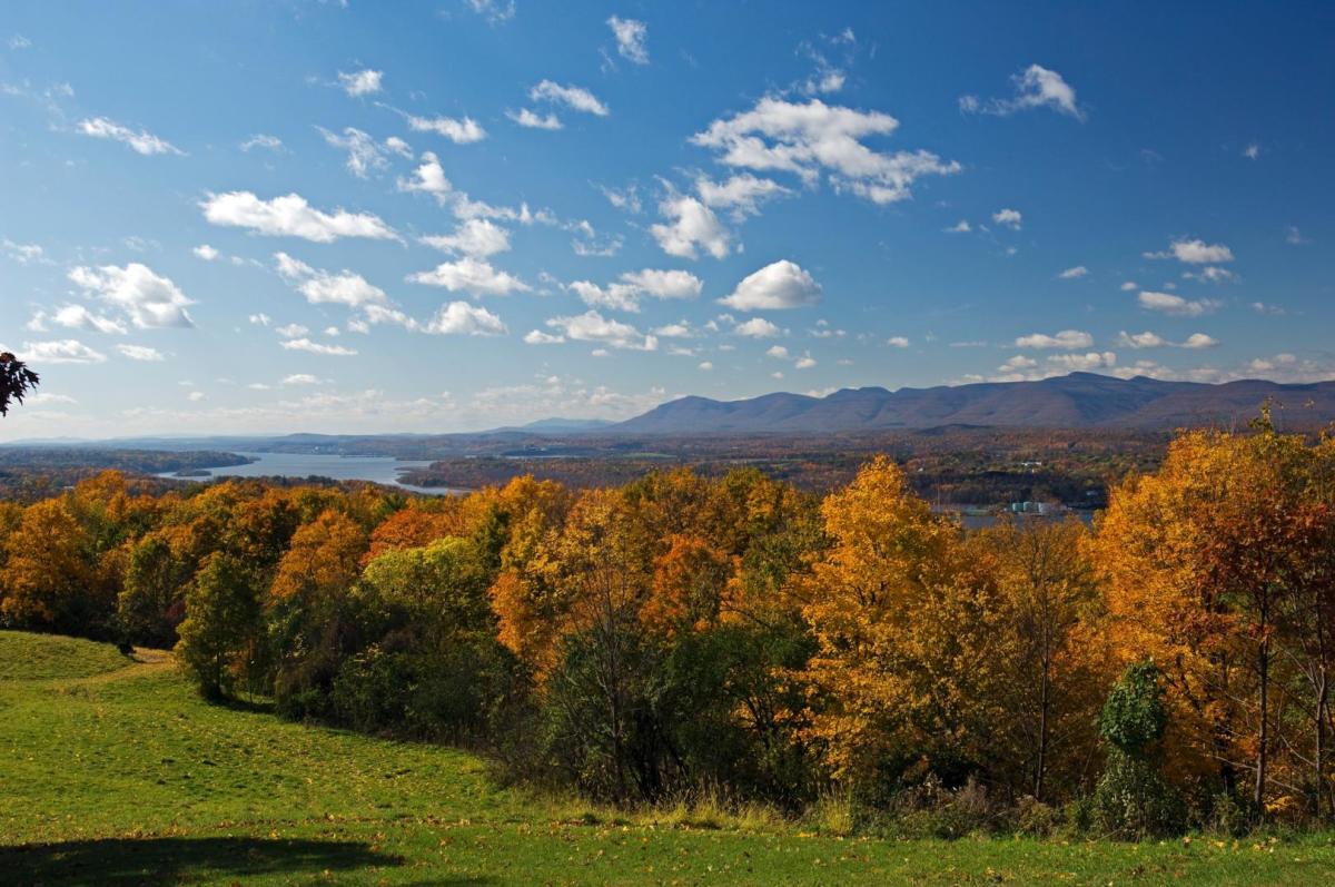 Farmers Almanac Lists Upstate NY Park As Best Spot To View Fall