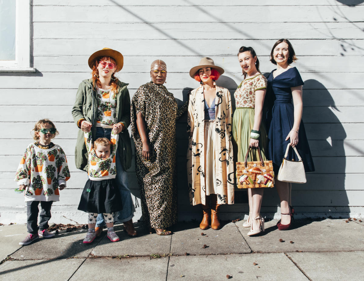 Vintage clothing consignment Clearance