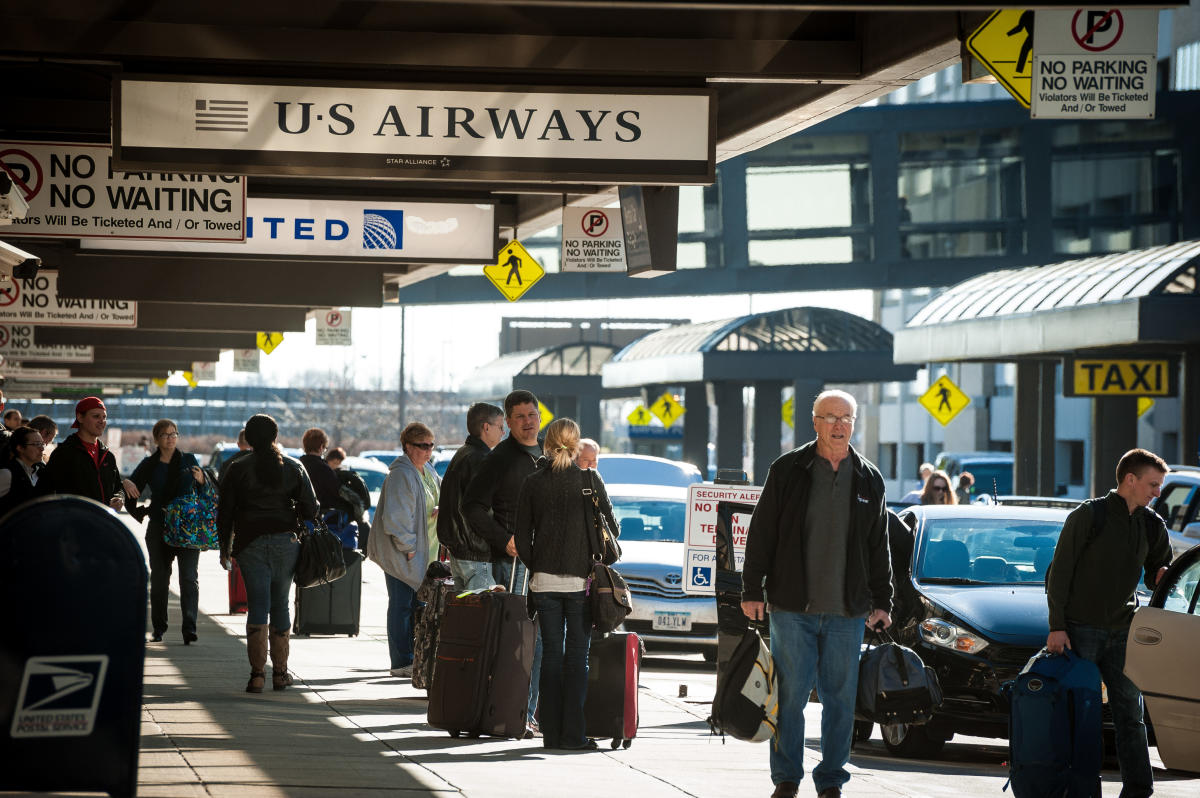 Omaha Airport to Hotel | Meet There