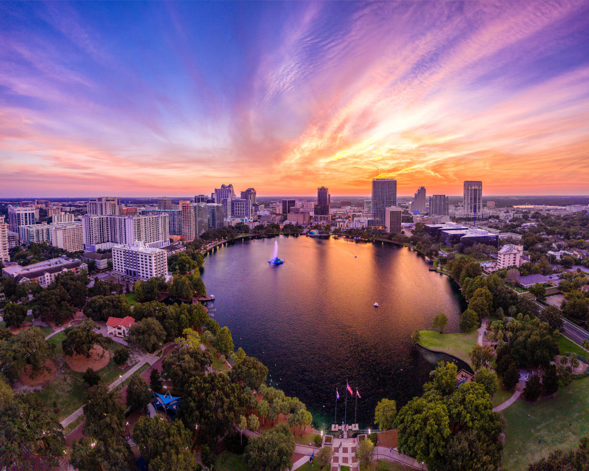 150 Ways to Celebrate Orlando s - 200536 Lake Eola Aerial Sm 6351584e 7392 4c37 A0ec 0208337409b4