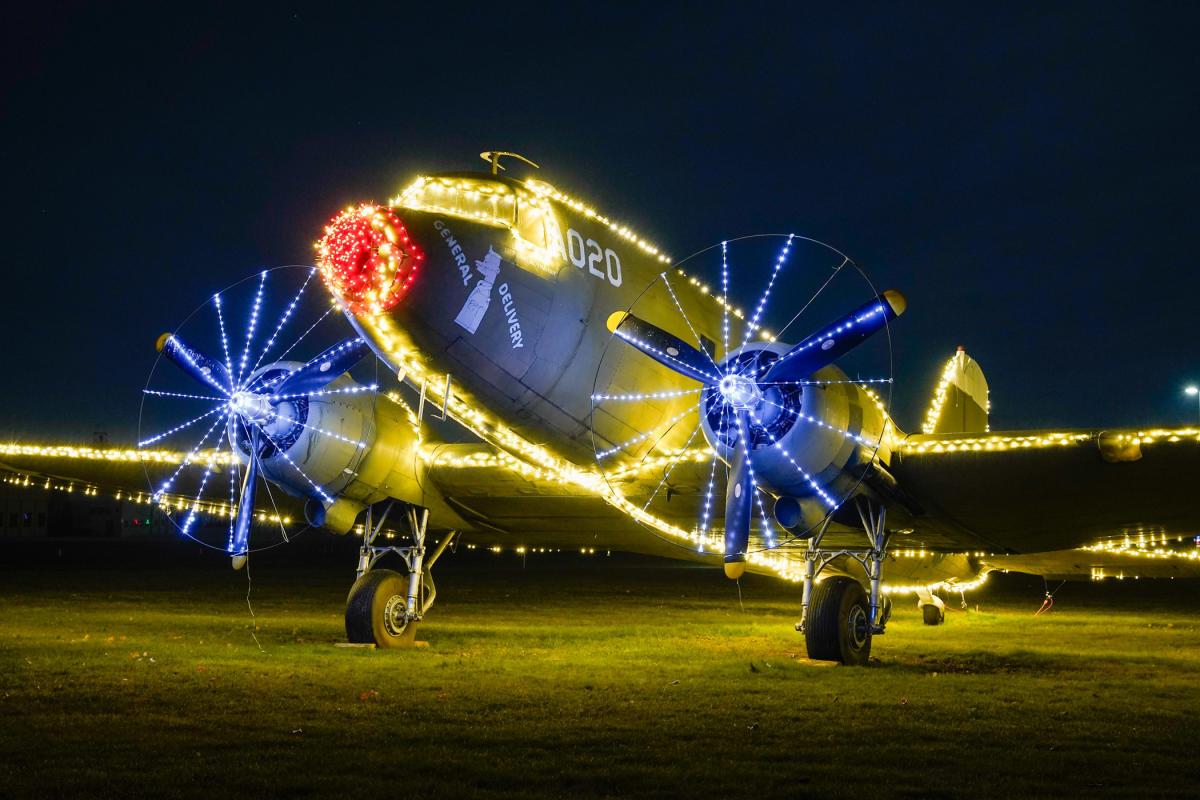 Oshkosh Celebration of Lights Returns for Its 23rd Year