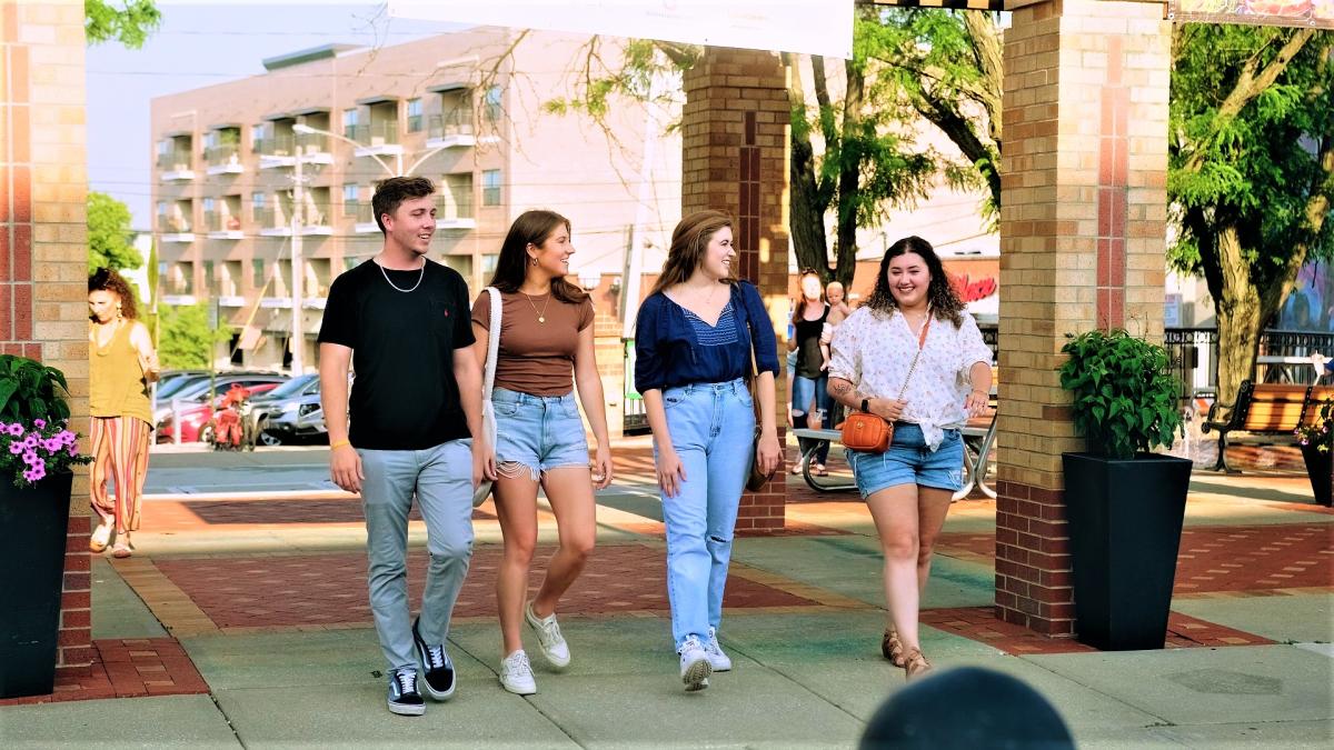 Downtown Overland Park, KS Gifts, Arts, Nonprofits & Bakeries