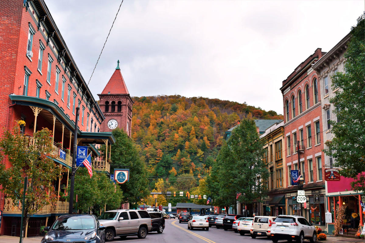 Top Things to Do in Jim Thorpe, PA | Best Eats & Fall Activities