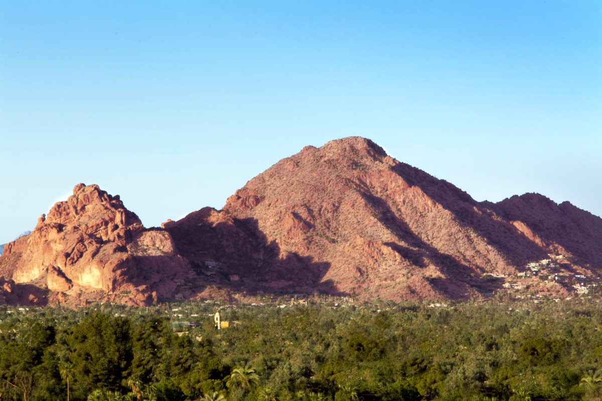 Hiking Camelback Mountain With Kids - Phoenix With Kids