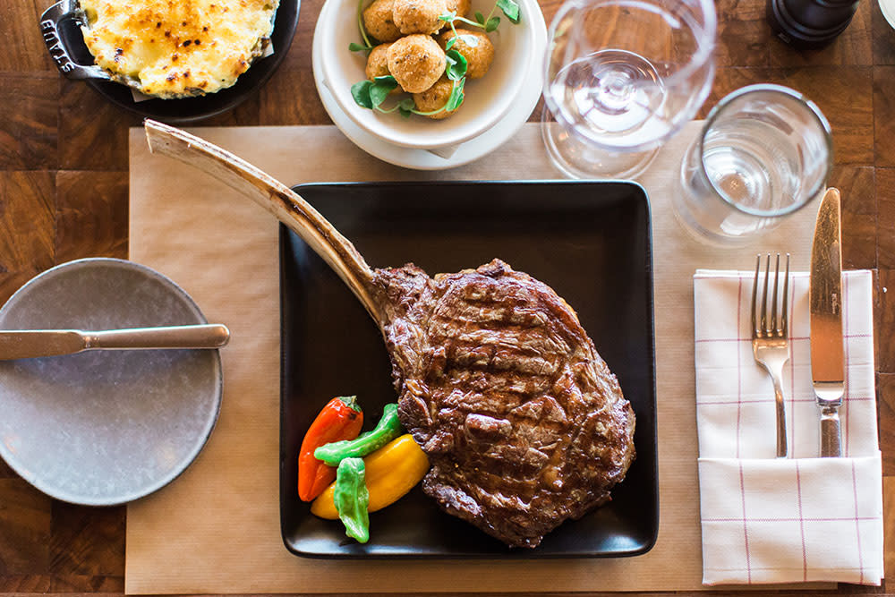 Choice Phoenix Steakhouses to Get Your Chop On