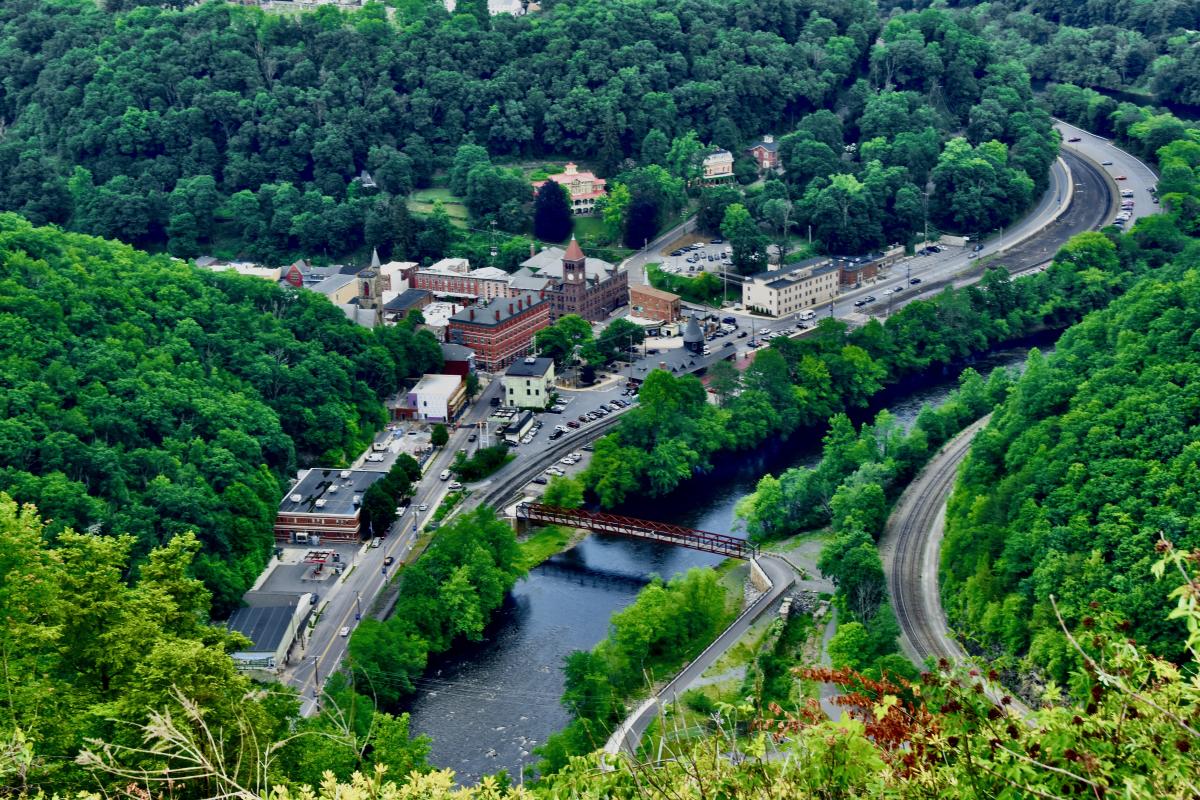 Best Places for Parking in Jim Thorpe, PA Locations & Fees
