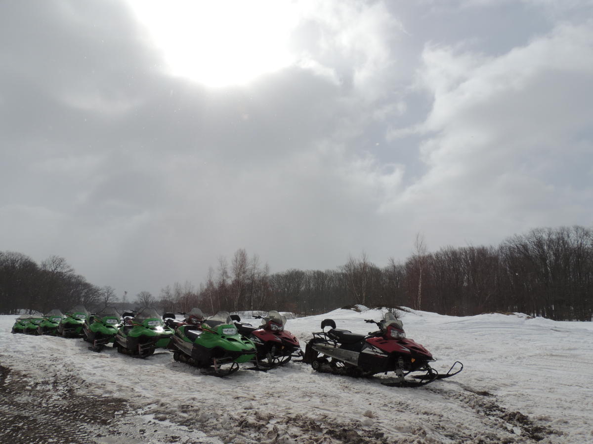 Snowmobiling Poconos Learn More About Trails & Equipment