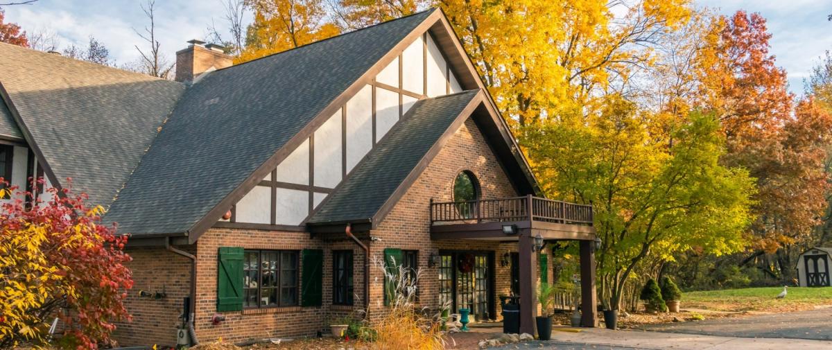 More Than Three Dozen Hotel & Inn Options in the Indiana Dunes