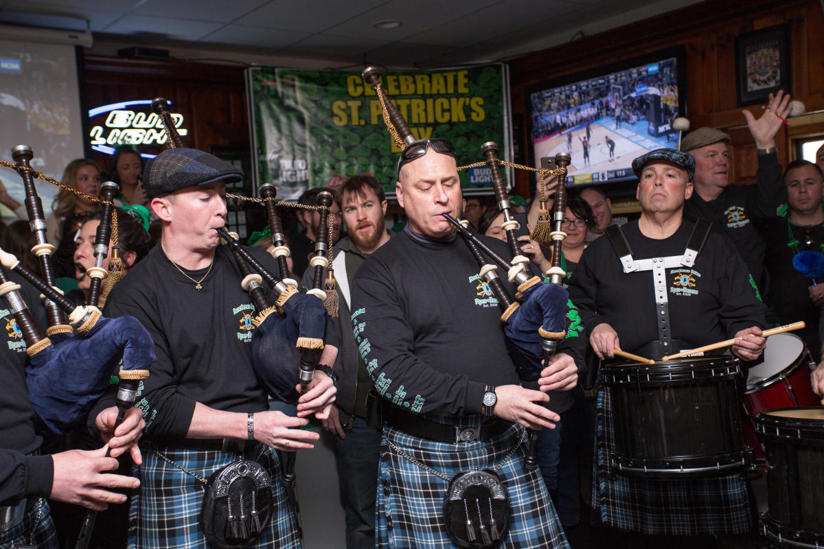Providence Police Pipes Amp Drums Cut A Plaid Swath Through