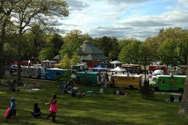 Food Truck Fridays Kick Off
