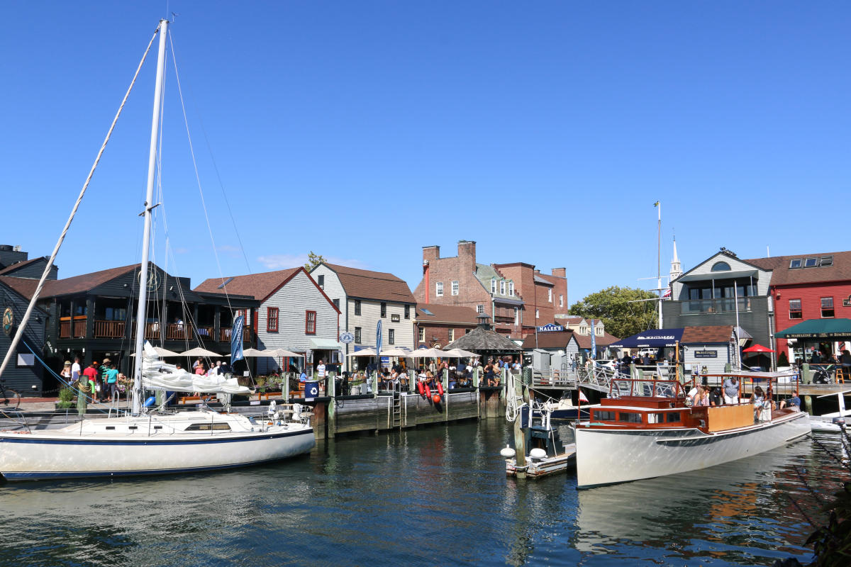 Newport: An Insider #39 s Guide