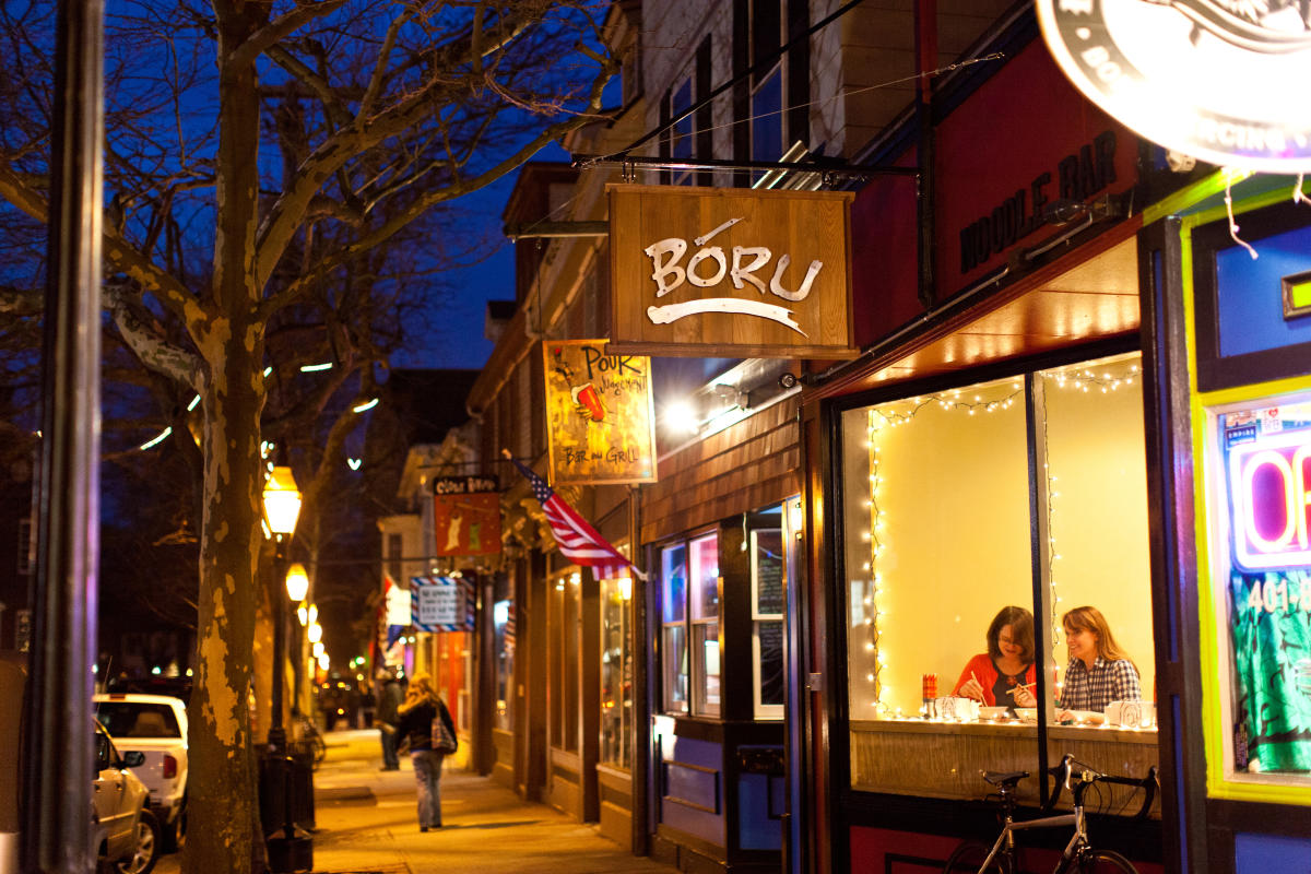 Broadway Newport, RI Museums, Tours & Bakeries