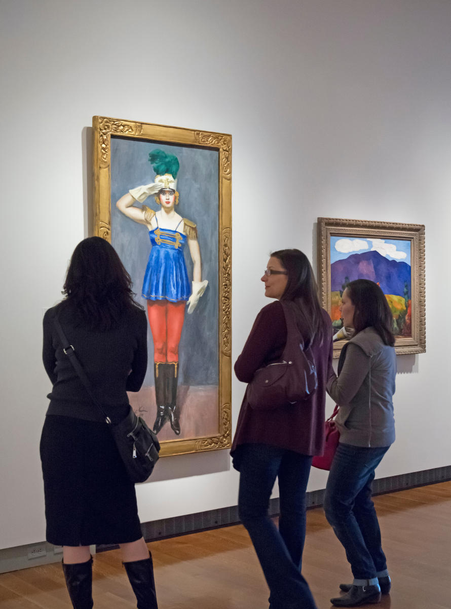 art galleries on first