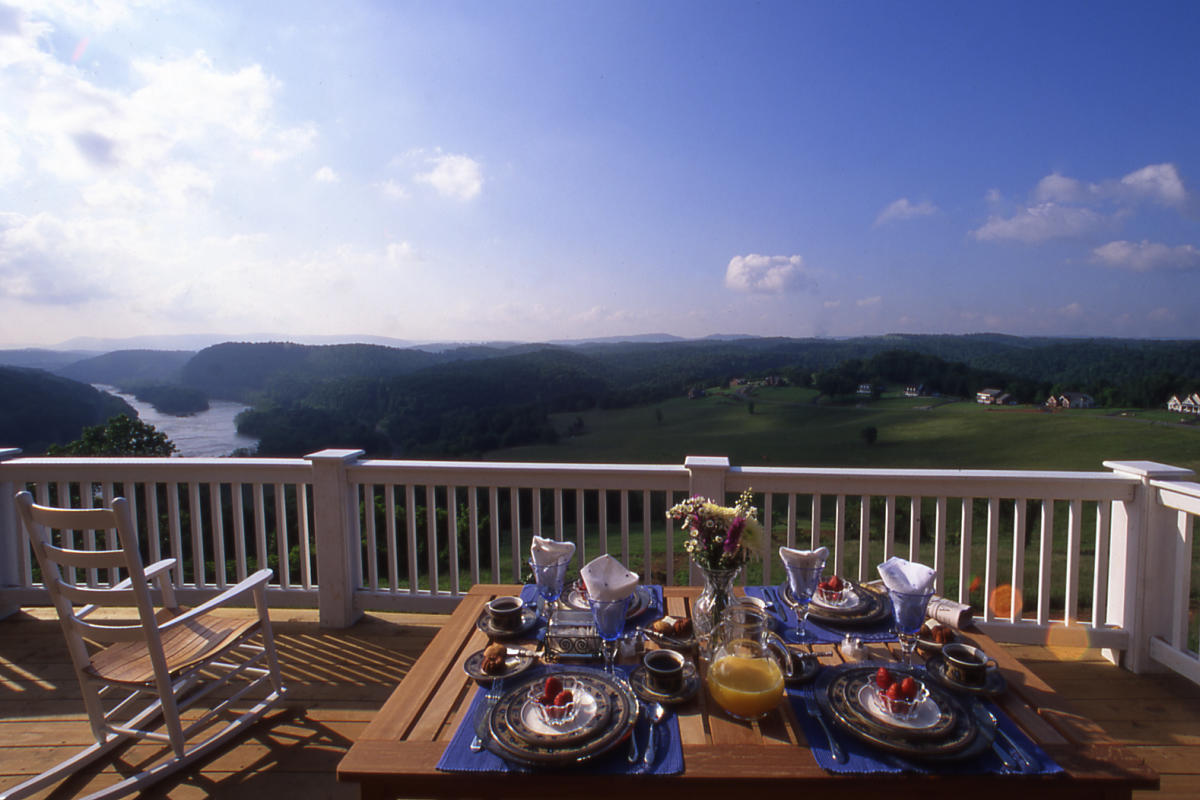 5 Cozy B&Bs to Create Unique Blue Ridge Getaways