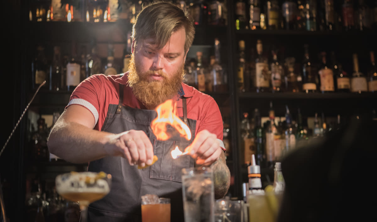 Roanoke Nightlife Bars, Clubs & Restaurants in Roanoke