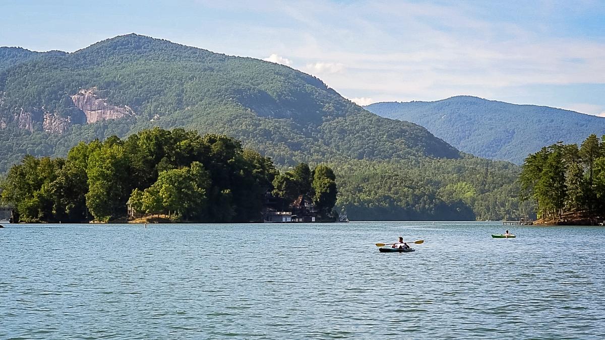 Escape The Daily Grind In Scenic Lake Lure
