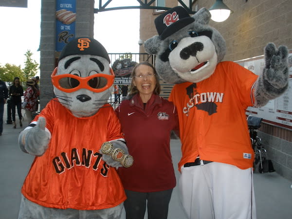 Mascot Factory Dinger Home Jersey, Sacramento River Cats