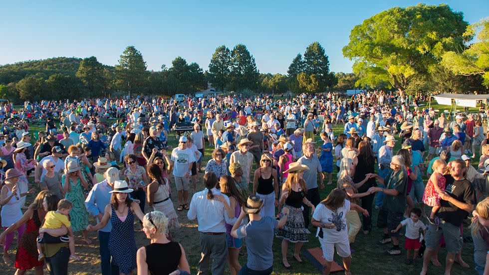 TOURISM Santa Fe: Visiting Santa Fe/Things to Do/Nightlife/Live Music TOURISM Santa Fe: Visiting Santa Fe/Things to Do/Nightlife/Live Music