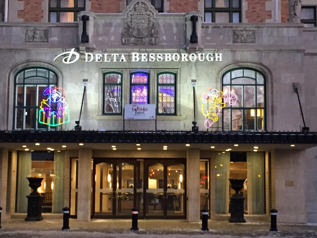 Hotel Lounge Tour Saskatoon