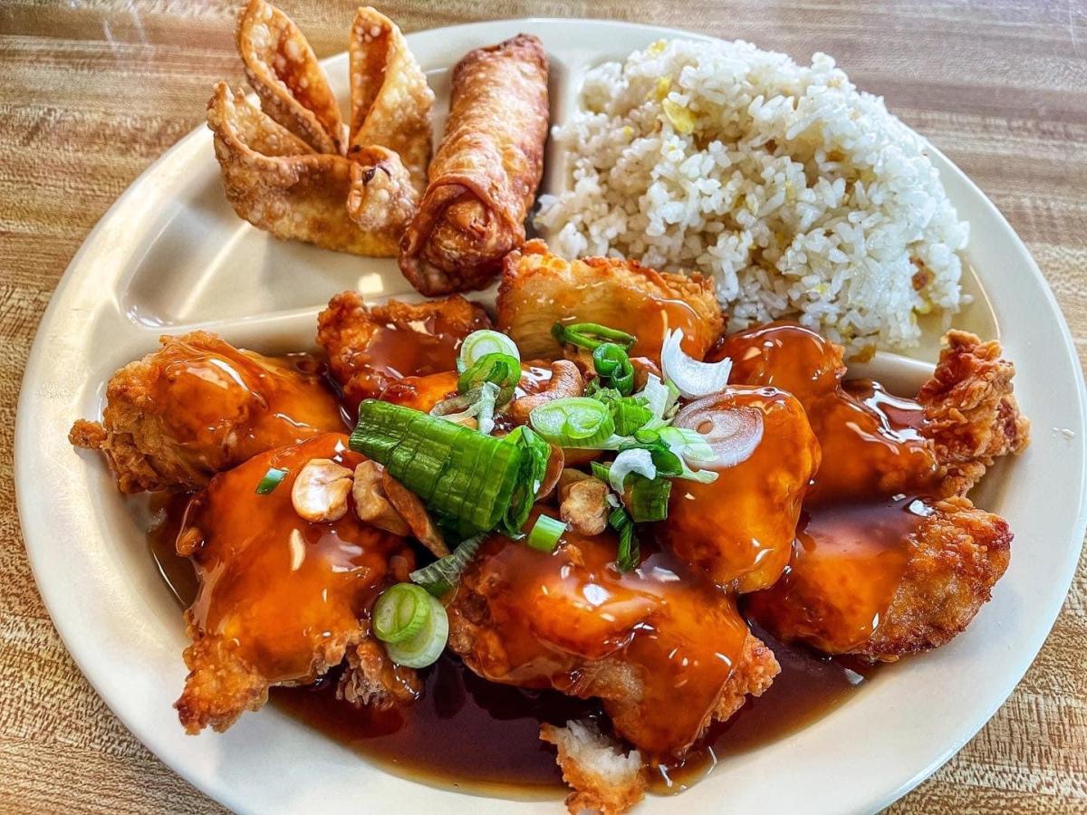 5 Spots To Enjoy Delicious Cashew Chicken In Springfield Springfield